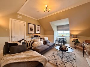 Photo 6- click for photo gallery